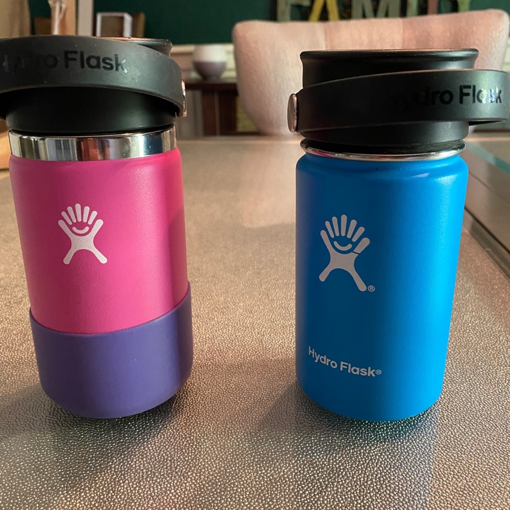 2 - 20oz Hydroflask.  Used once